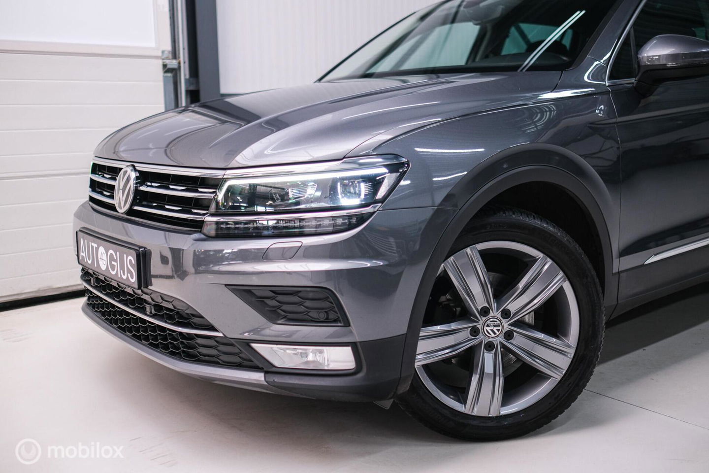 Volkswagen Tiguan 1.4 TSI ACT Highline DSG | LED | Adaptive | Trekhaak | Virtual Cockpit | Stoelverwarming | NAP NL auto |
