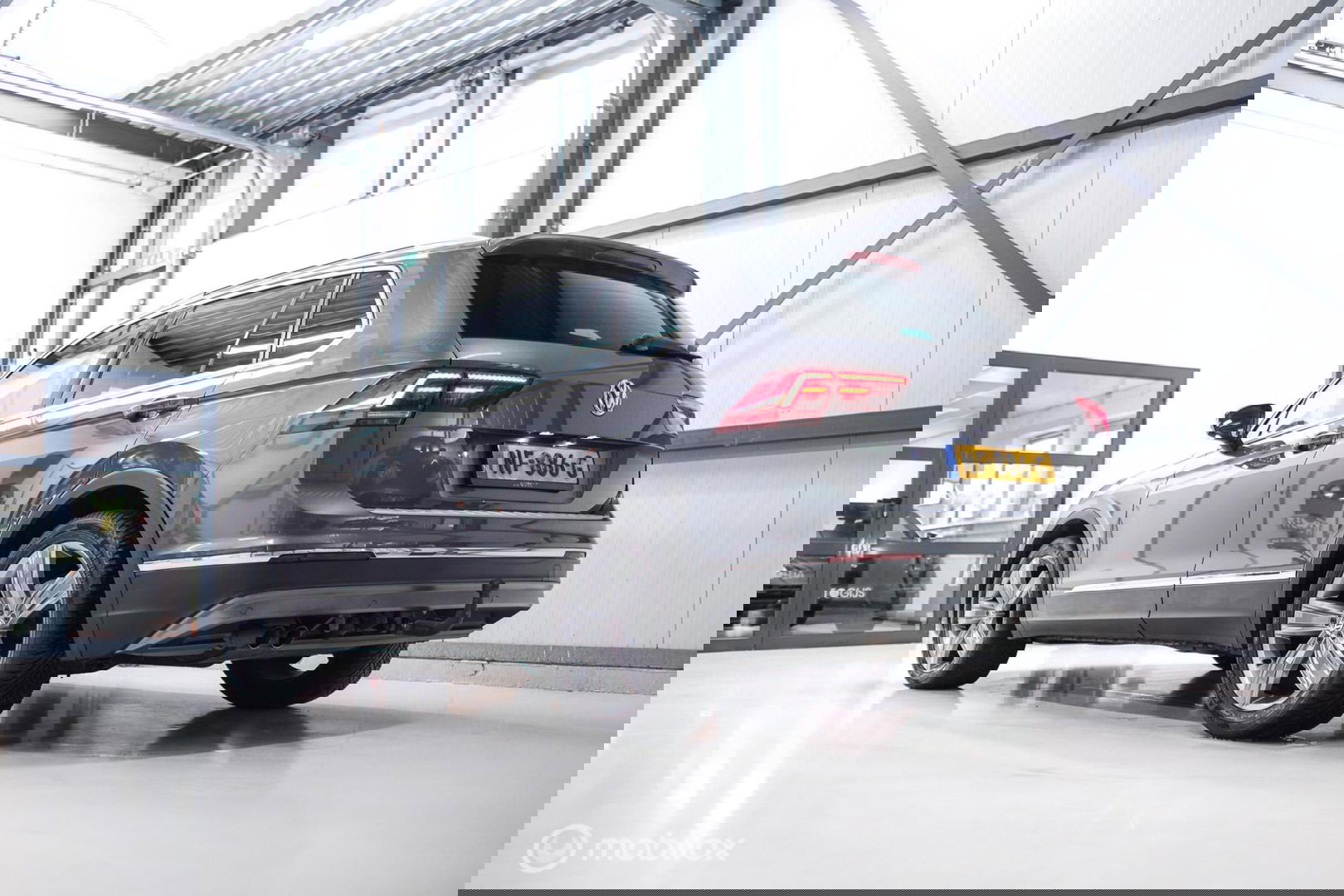 Volkswagen Tiguan 1.4 TSI ACT Highline DSG | LED | Adaptive | Trekhaak | Virtual Cockpit | Stoelverwarming | NAP NL auto |