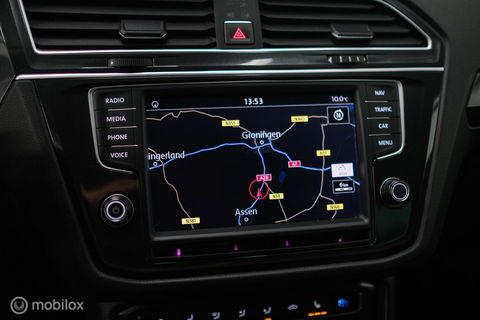 Volkswagen Tiguan 1.4 TSI ACT Highline DSG | LED | Adaptive | Trekhaak | Virtual Cockpit | Stoelverwarming | NAP NL auto |