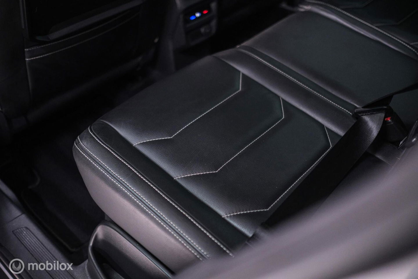 Volkswagen Tiguan 1.4 TSI ACT Highline DSG | LED | Adaptive | Trekhaak | Virtual Cockpit | Stoelverwarming | NAP NL auto |