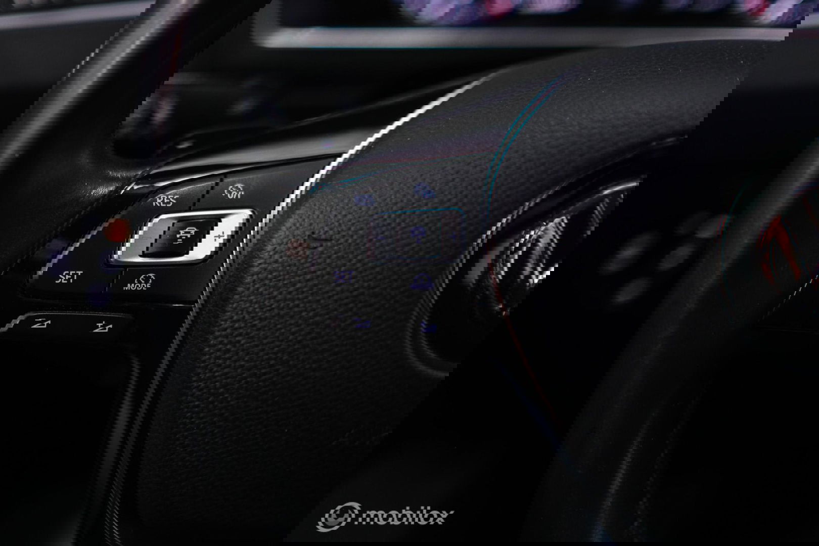 Volkswagen Tiguan 1.4 TSI ACT Highline DSG | LED | Adaptive | Trekhaak | Virtual Cockpit | Stoelverwarming | NAP NL auto |