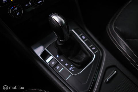 Volkswagen Tiguan 1.4 TSI ACT Highline DSG | LED | Adaptive | Trekhaak | Virtual Cockpit | Stoelverwarming | NAP NL auto |