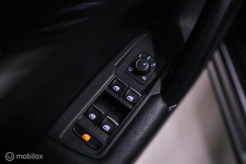 Volkswagen Tiguan 1.4 TSI ACT Highline DSG | LED | Adaptive | Trekhaak | Virtual Cockpit | Stoelverwarming | NAP NL auto |