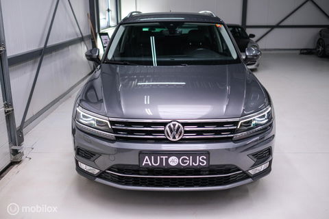 Volkswagen Tiguan 1.4 TSI ACT Highline DSG | LED | Adaptive | Trekhaak | Virtual Cockpit | Stoelverwarming | NAP NL auto |