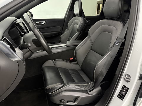 Volvo XC60 2.0 T8 Twin Engine AWD R-design | SOH 86% | Pano | Memory | Virtual | Sfeer | Camera | Adap. Cruise | Stoelverw. | Carplay