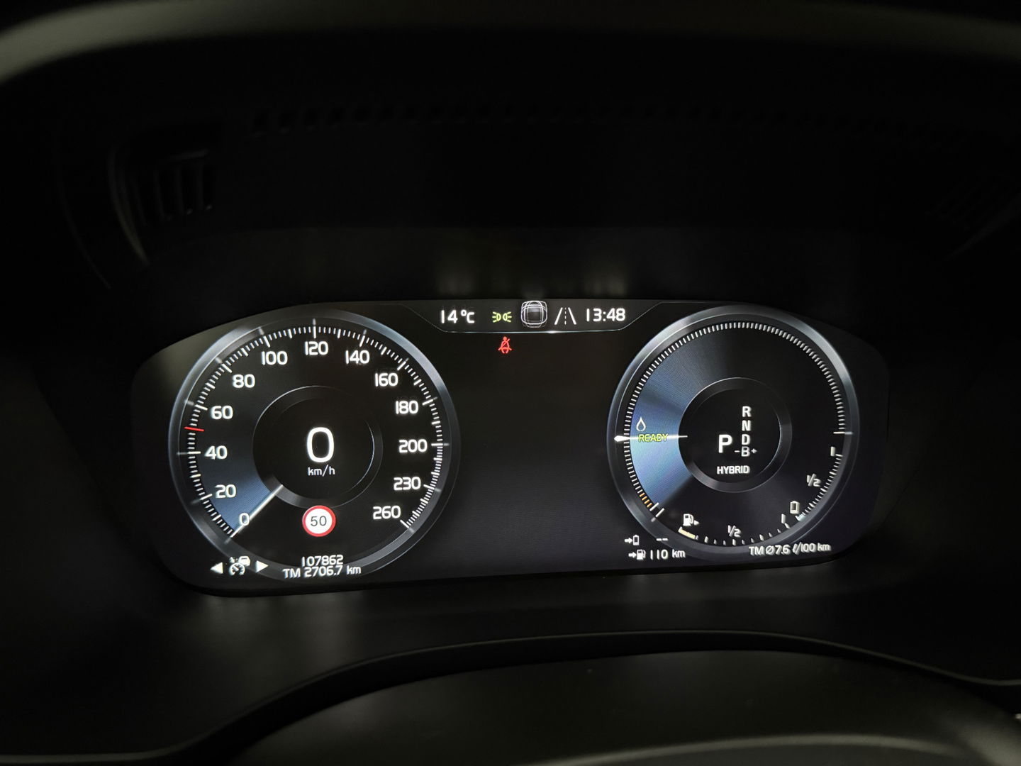 Volvo XC60 2.0 T8 Twin Engine AWD R-design | SOH 86% | Pano | Memory | Virtual | Sfeer | Camera | Adap. Cruise | Stoelverw. | Carplay