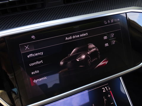 Audi RS6 Avant TFSI V8 731PK quattro carbon / B&O / Laser