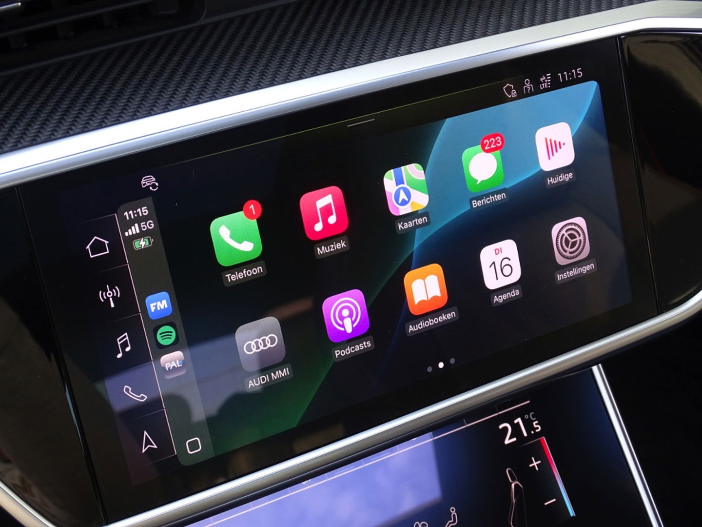 Audi RS6 Avant TFSI V8 731PK quattro carbon / B&O / Laser