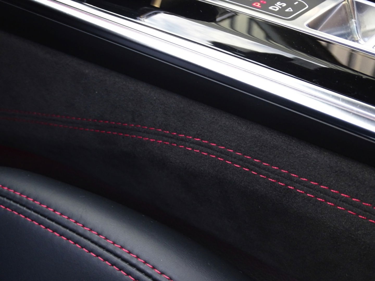 Audi RS6 Avant TFSI V8 731PK quattro carbon / B&O / Laser