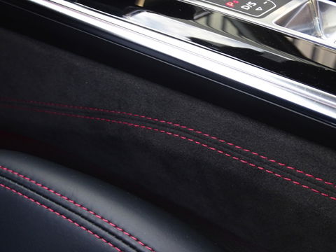 Audi RS6 Avant TFSI V8 731PK quattro carbon / B&O / Laser