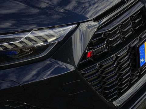 Audi RS6 Avant TFSI V8 731PK quattro carbon / B&O / Laser