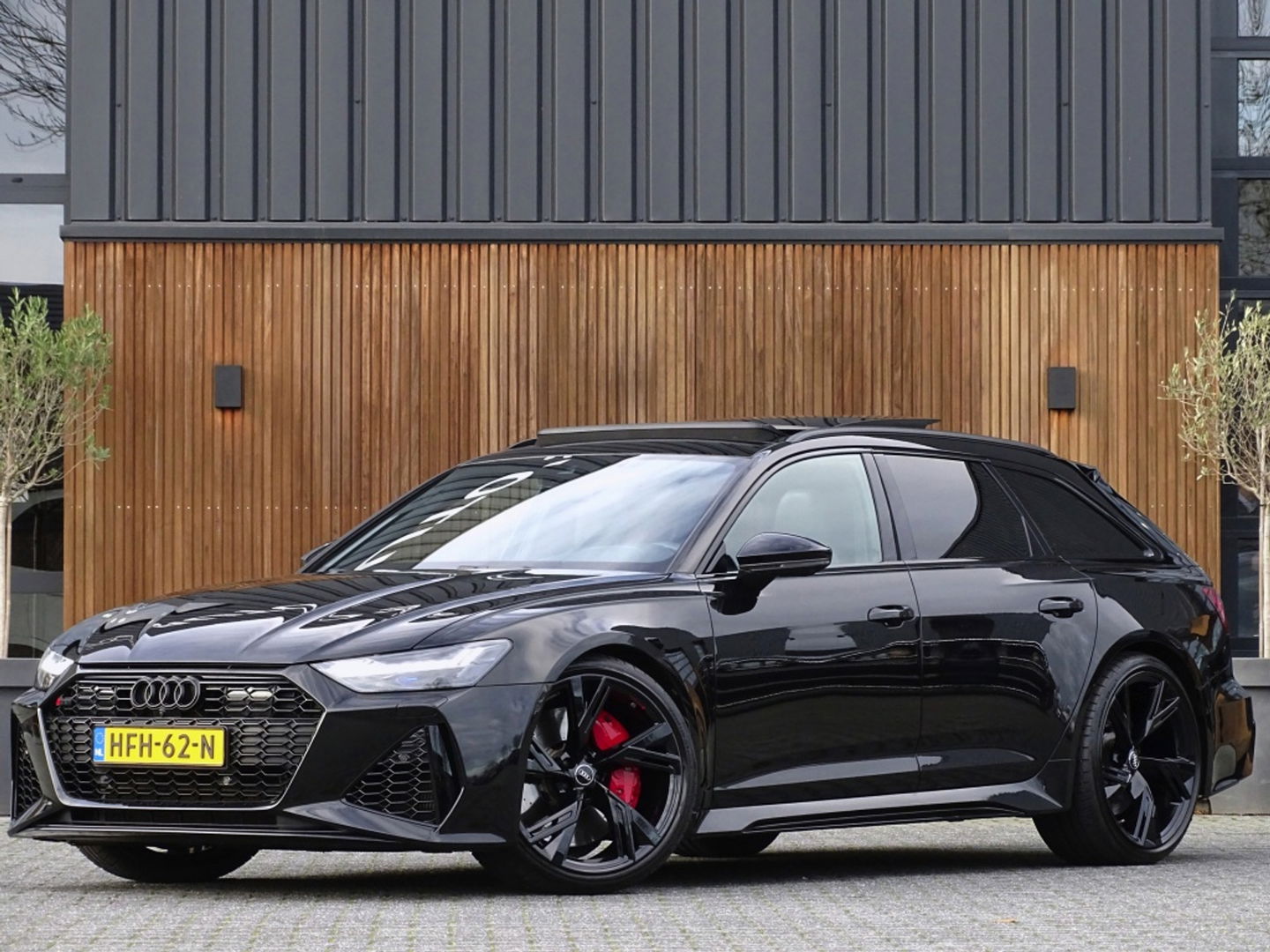 Audi RS6 Avant TFSI V8 731PK quattro carbon / B&O / Laser