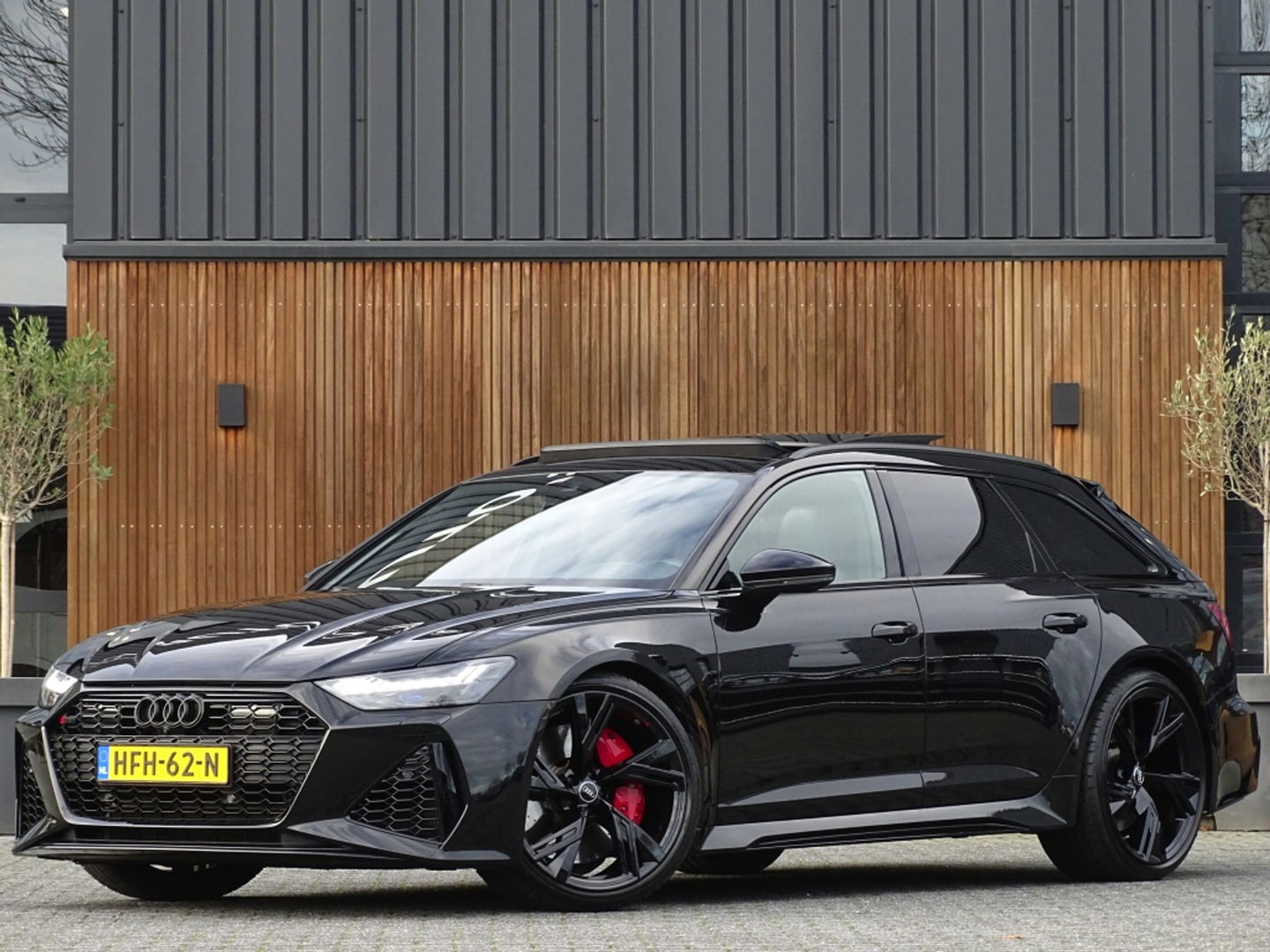 Audi RS6 Avant TFSI V8 731PK quattro carbon / B&O / Laser