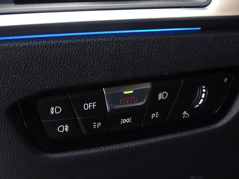 BMW 3 Serie Touring 330e xDr. 292PK / High Executive / ACC / Laser