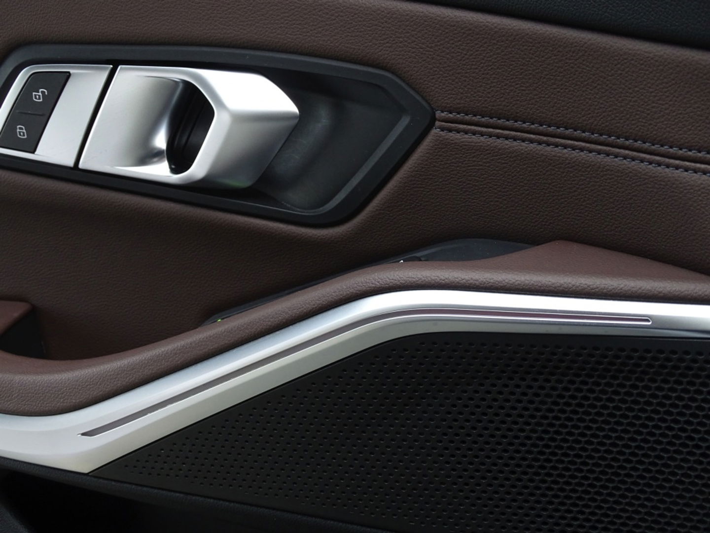 BMW 3 Serie Touring 330e xDr. 292PK / High Executive / ACC / Laser