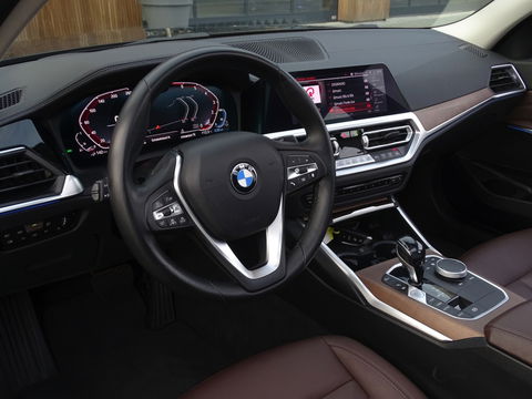 BMW 3 Serie Touring 330e xDr. 292PK / High Executive / ACC / Laser