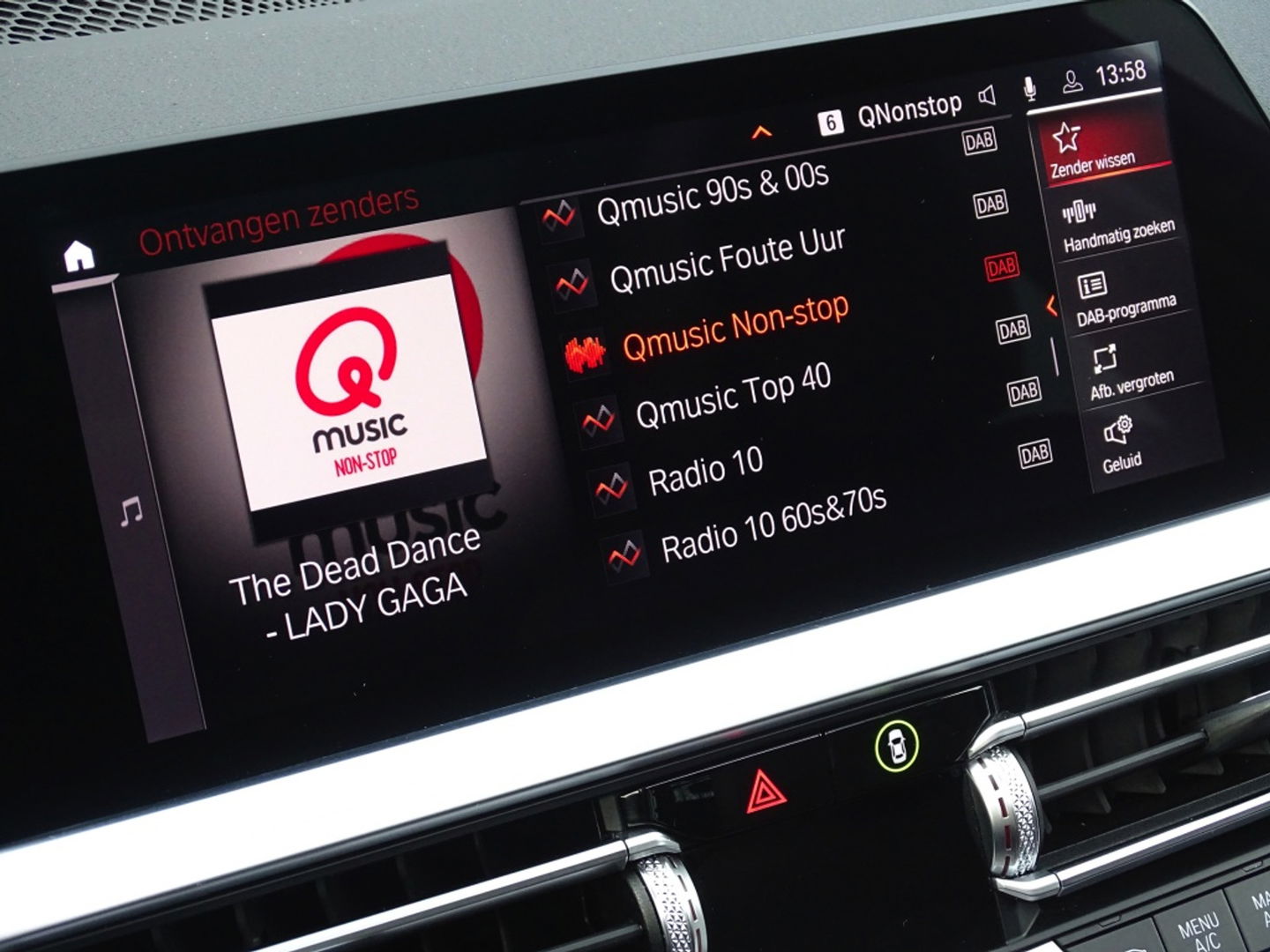 BMW 3 Serie Touring 330e xDr. 292PK / High Executive / ACC / Laser