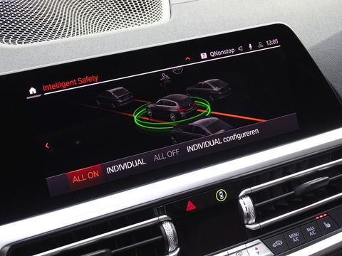 BMW 3 Serie Touring 330e xDr. 292PK / High Executive / ACC / Laser