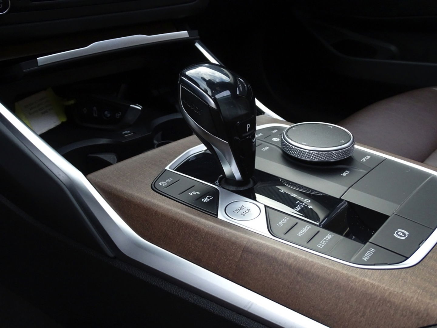 BMW 3 Serie Touring 330e xDr. 292PK / High Executive / ACC / Laser