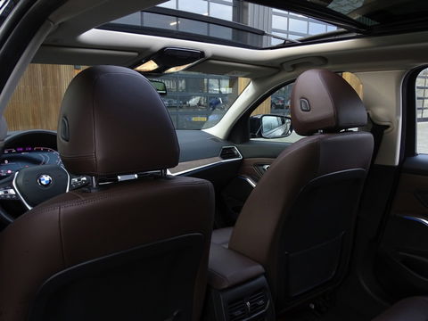 BMW 3 Serie Touring 330e xDr. 292PK / High Executive / ACC / Laser
