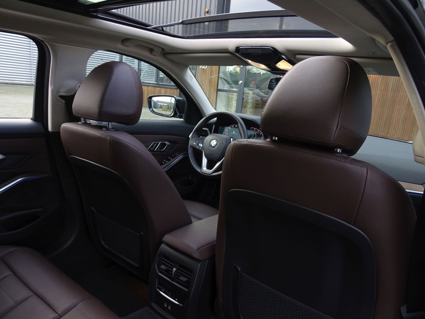 BMW 3 Serie Touring 330e xDr. 292PK / High Executive / ACC / Laser