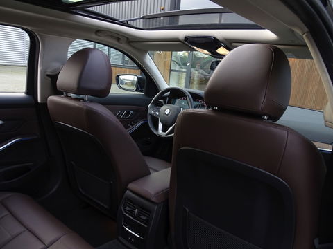 BMW 3 Serie Touring 330e xDr. 292PK / High Executive / ACC / Laser