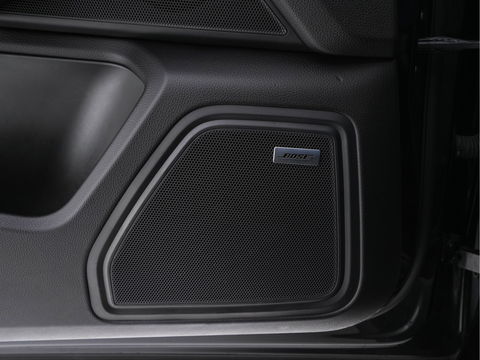 Porsche Macan 3.0 S Aut. *PANO | LUXURY-LEATHER | XENON | SPORT-CHRONO-PACK | MEMORY-PACK | BOSE-SOUND | AIR-SUSPENSION | HEATED-COMFORTSEATS | CAMERA | NAVI-FULLMAP | PRIVACY-GLASS | SHIFT-PADDLES | 21''ALU*