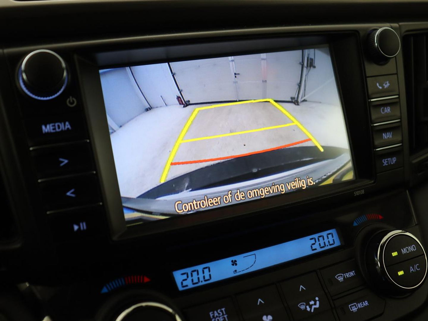 Toyota RAV4 2.5 Hybrid AWD Dynamic | Stoel & stuurverwarming | Adaptive cruise | Trekhaak | Camera | Navigatie | Climate control | Bluetooth