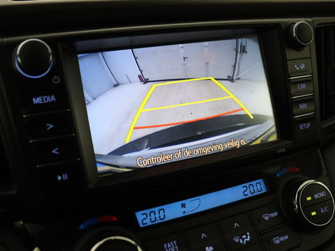 Toyota RAV4 2.5 Hybrid AWD Dynamic | Stoel & stuurverwarming | Adaptive cruise | Trekhaak | Camera | Navigatie | Climate control | Bluetooth