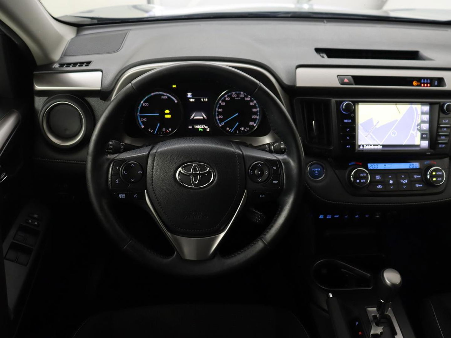 Toyota RAV4 2.5 Hybrid AWD Dynamic | Stoel & stuurverwarming | Adaptive cruise | Trekhaak | Camera | Navigatie | Climate control | Bluetooth