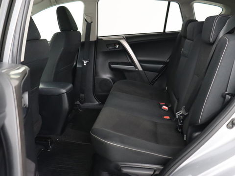 Toyota RAV4 2.5 Hybrid AWD Dynamic | Stoel & stuurverwarming | Adaptive cruise | Trekhaak | Camera | Navigatie | Climate control | Bluetooth