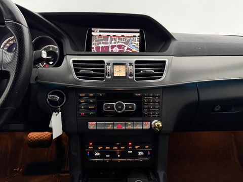 Mercedes-Benz E-Klasse 200 CDI Ambition Avantgarde | Export | Camera | Clima | Stoelverw. | Leder | Cruise | Navi | NAP