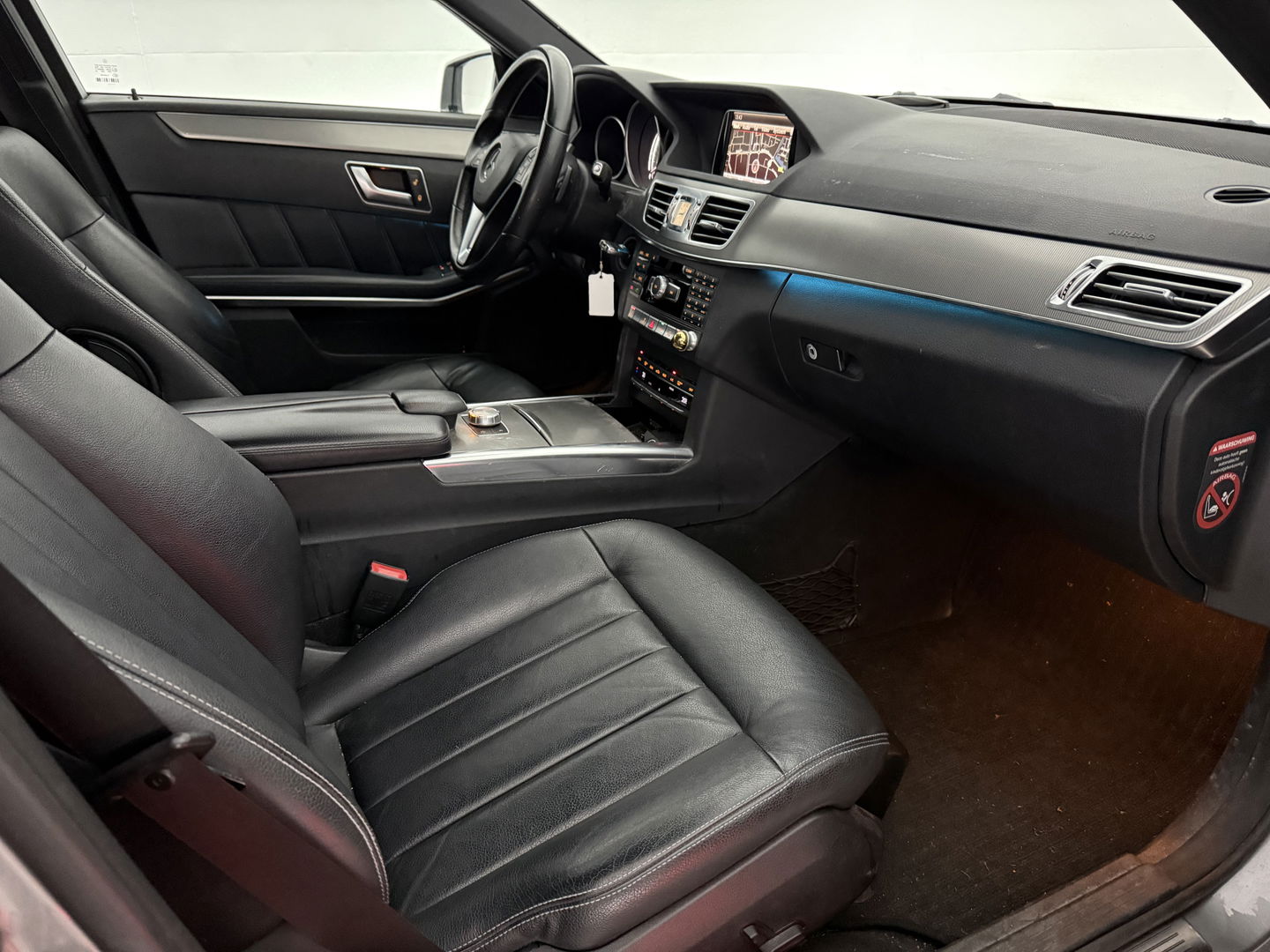 Mercedes-Benz E-Klasse 200 CDI Ambition Avantgarde | Export | Camera | Clima | Stoelverw. | Leder | Cruise | Navi | NAP