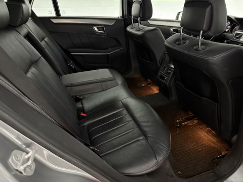 Mercedes-Benz E-Klasse 200 CDI Ambition Avantgarde | Export | Camera | Clima | Stoelverw. | Leder | Cruise | Navi | NAP