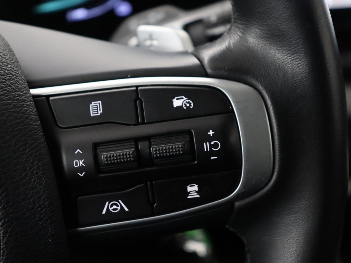 Kia Sportage 1.6 T-GDI Plug-in Hybrid AWD DynamicLine | Adaptive cruise | Carplay | Camera | Climate control | Navigatie | Digital Cockpit | PHEV