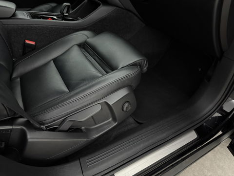 Volvo XC40 Recharge Twin Plus 408PK 78 kWh | SOH 94% | Snelladen | Camera | Adap. Cruise | Stoel/Stuur verw. | Trekh. | Carplay | Keyless