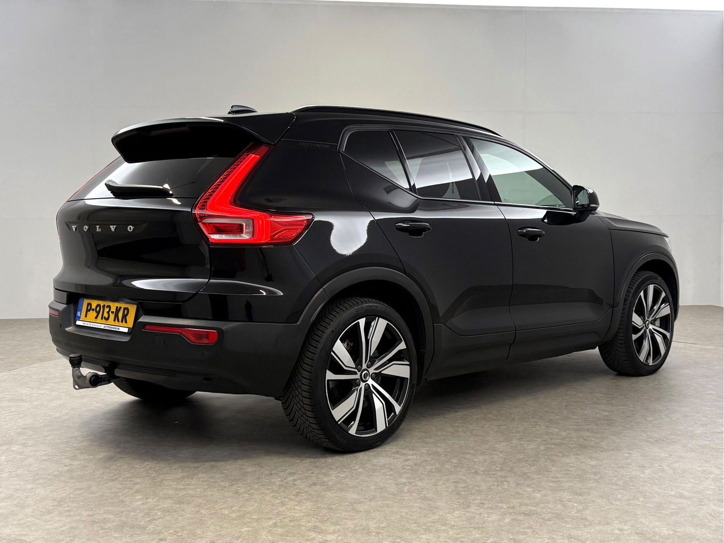Volvo XC40 Recharge Twin Plus 408PK 78 kWh | SOH 94% | Snelladen | Camera | Adap. Cruise | Stoel/Stuur verw. | Trekh. | Carplay | Keyless
