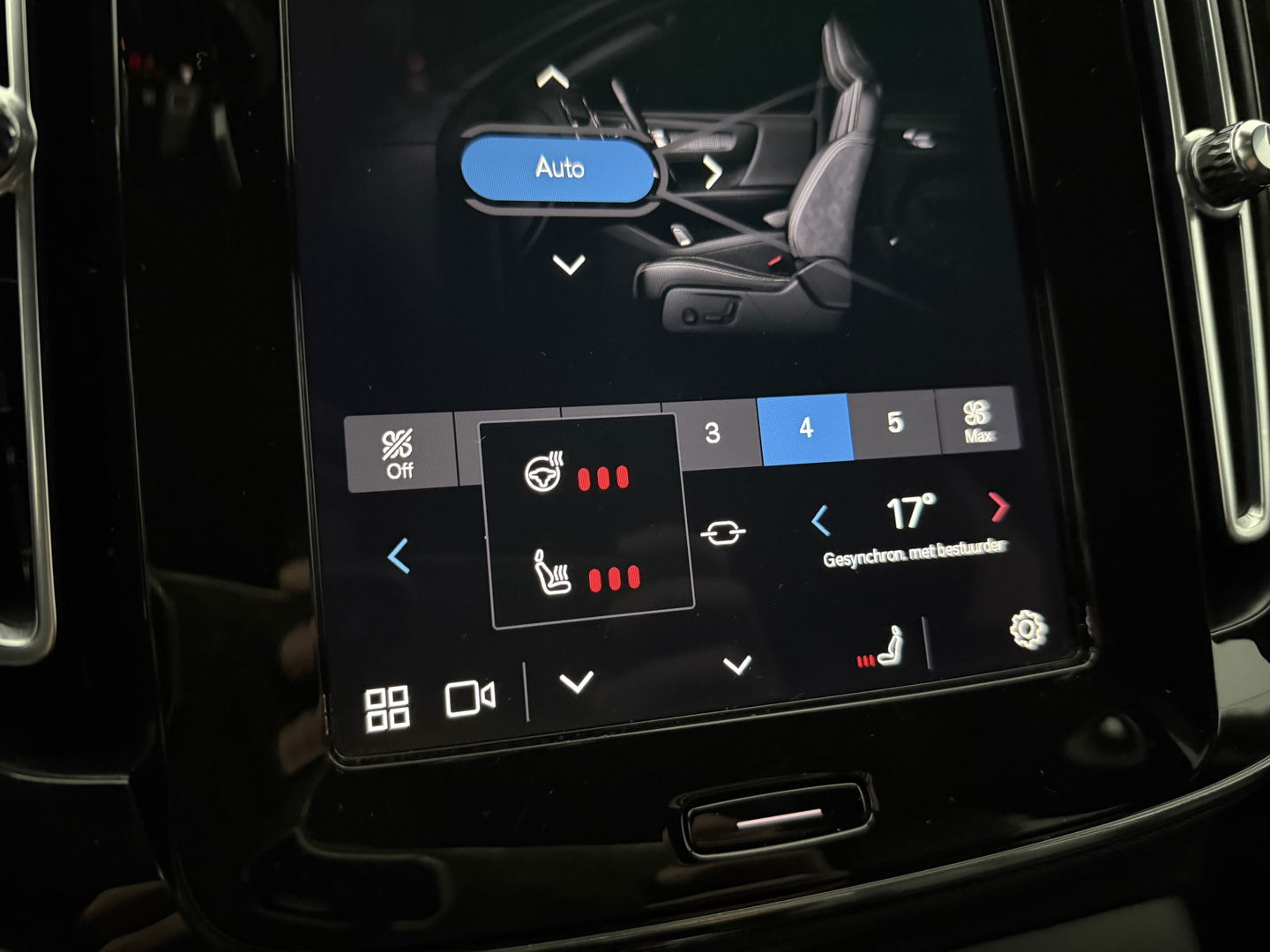 Volvo XC40 Recharge Twin Plus 408PK 78 kWh | SOH 94% | Snelladen | Camera | Adap. Cruise | Stoel/Stuur verw. | Trekh. | Carplay | Keyless