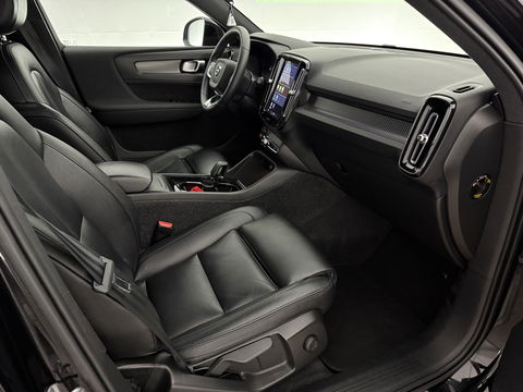 Volvo XC40 Recharge Twin Plus 408PK 78 kWh | SOH 94% | Snelladen | Camera | Adap. Cruise | Stoel/Stuur verw. | Trekh. | Carplay | Keyless