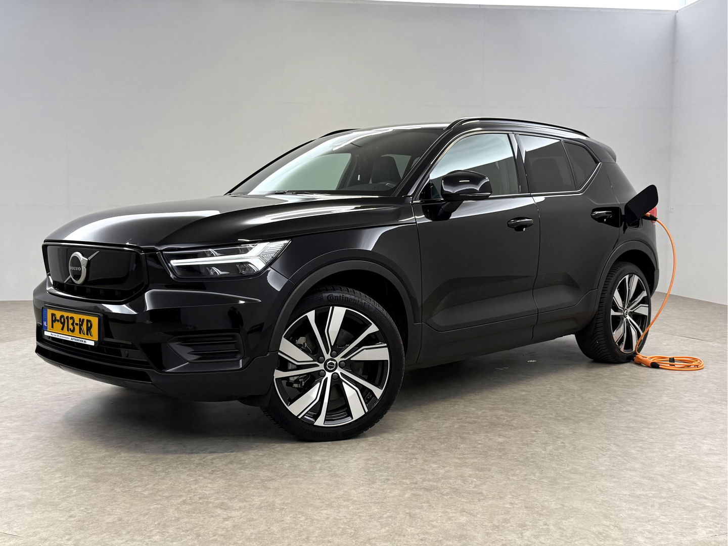 Volvo XC40 Recharge Twin Plus 408PK 78 kWh | SOH 94% | Snelladen | Camera | Adap. Cruise | Stoel/Stuur verw. | Trekh. | Carplay | Keyless
