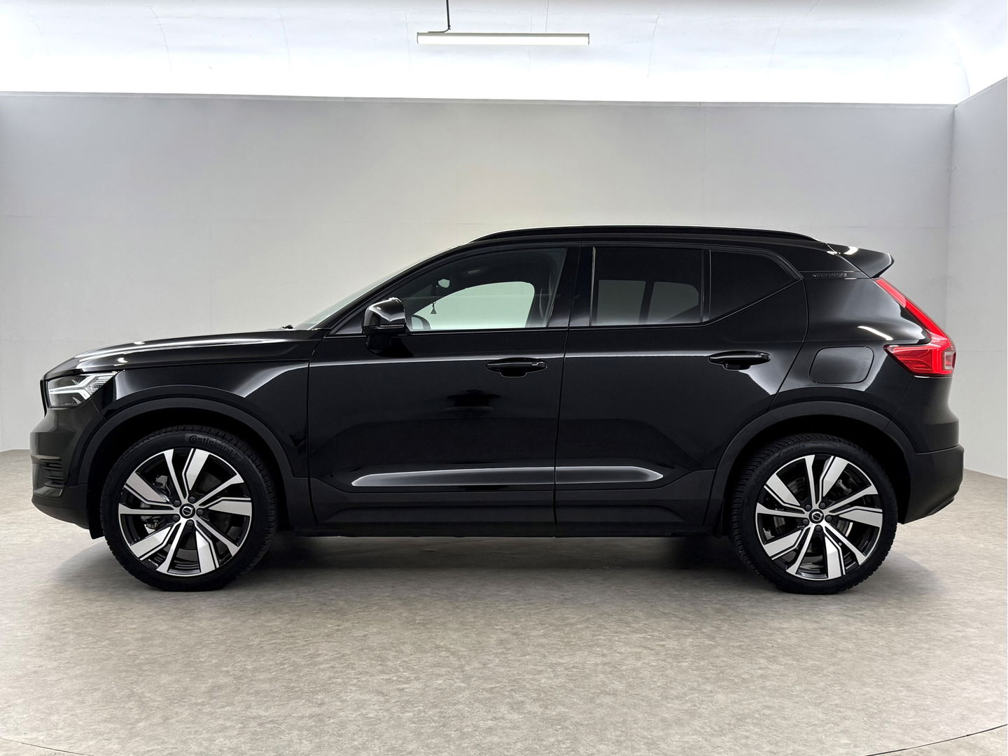 Volvo XC40 Recharge Twin Plus 408PK 78 kWh | SOH 94% | Snelladen | Camera | Adap. Cruise | Stoel/Stuur verw. | Trekh. | Carplay | Keyless