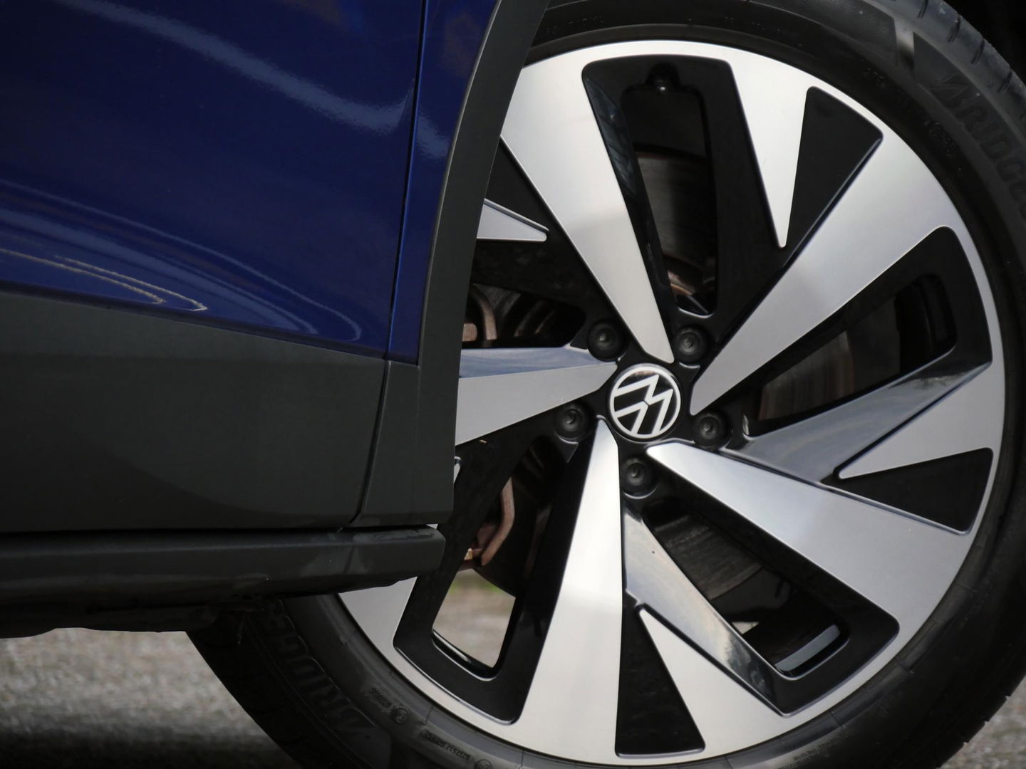 Volkswagen ID.4 1ST 77kWh/ TREKHAAK/ CAMERA/ LED KOPLAMPEN/ LUXE INTERIEUR