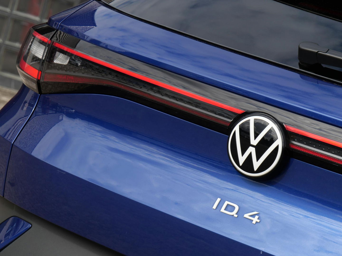 Volkswagen ID.4 1ST 77kWh/ TREKHAAK/ CAMERA/ LED KOPLAMPEN/ LUXE INTERIEUR