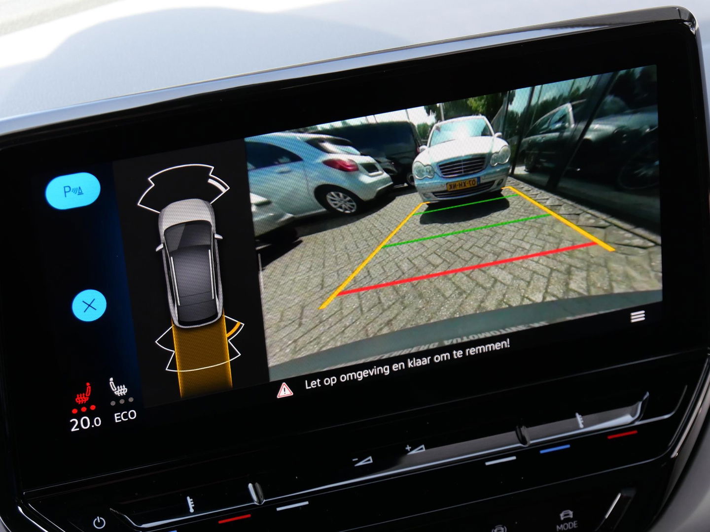 Volkswagen ID.4 1ST 77kWh/ TREKHAAK/ CAMERA/ LED KOPLAMPEN/ LUXE INTERIEUR