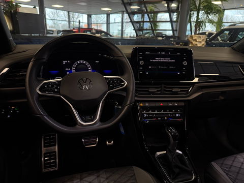 Volkswagen T-Roc 1.5 TSI R-Line I Automaat I PANO I LMV I Volledig dealeronderhouden I 2de eigenaar