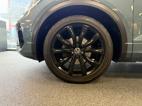 Volkswagen T-Roc 1.5 TSI R-Line I Automaat I PANO I LMV I Volledig dealeronderhouden I 2de eigenaar