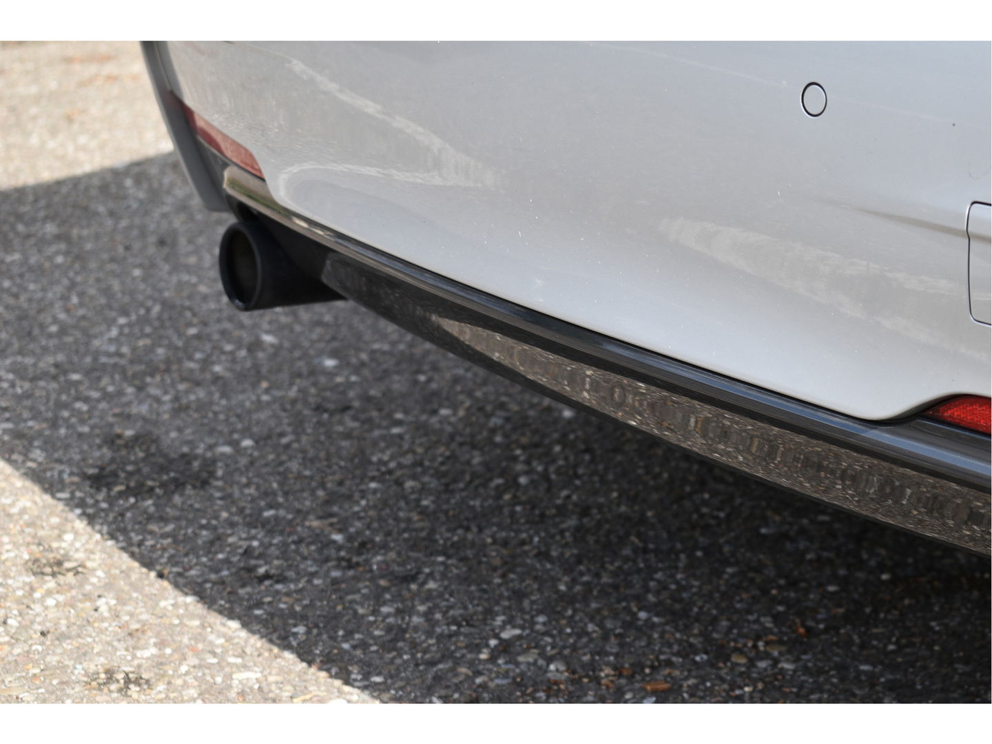 BMW 3 Serie 318i 318 I Edition M Sport Shadow Executive NL-AUTO | OPEN DAK | DIGITALE TELLERS | LEDEREN BEKL | Z+W BANDEN | STOELVERWARMING | NAVI