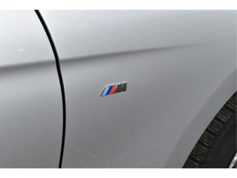 BMW 3 Serie 318i 318 I Edition M Sport Shadow Executive NL-AUTO | OPEN DAK | DIGITALE TELLERS | LEDEREN BEKL | Z+W BANDEN | STOELVERWARMING | NAVI