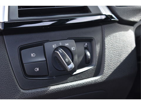 BMW 3 Serie 318i 318 I Edition M Sport Shadow Executive NL-AUTO | OPEN DAK | DIGITALE TELLERS | LEDEREN BEKL | Z+W BANDEN | STOELVERWARMING | NAVI