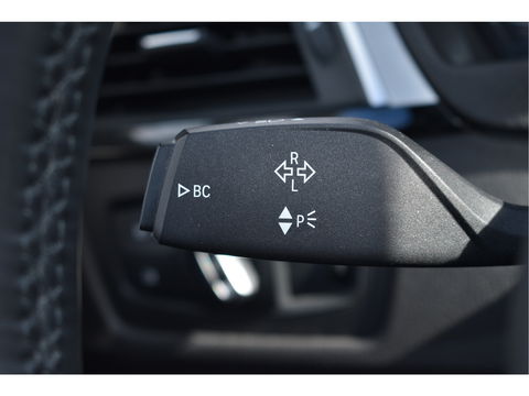 BMW 3 Serie 318i 318 I Edition M Sport Shadow Executive NL-AUTO | OPEN DAK | DIGITALE TELLERS | LEDEREN BEKL | Z+W BANDEN | STOELVERWARMING | NAVI